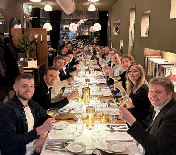 Etentje met team Elephant voor het Kerst